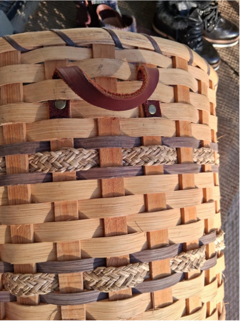 Vintage wicker amish woven splint large basket hand made leather straps